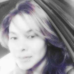 Meet your Posher, Aurie